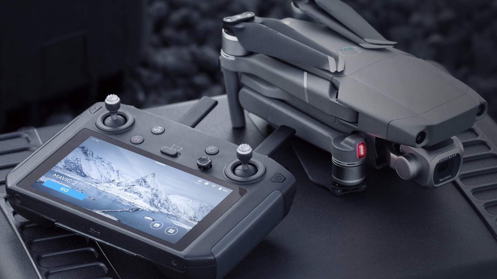 mavic-2-smart-controller-render