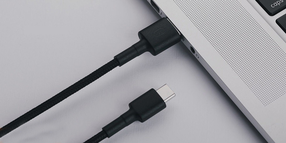 Фотография товара Кабель Xiaomi Mi Braided USB Type-C Cable 100cm (Red) / X18863